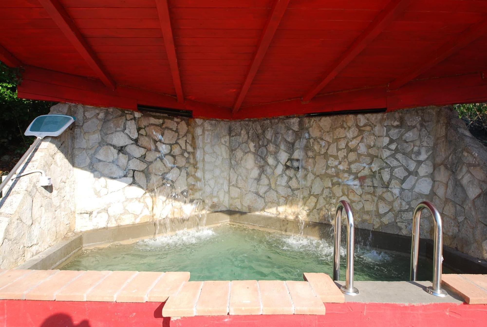 Spoleto By The Pool Guest House Luaran gambar