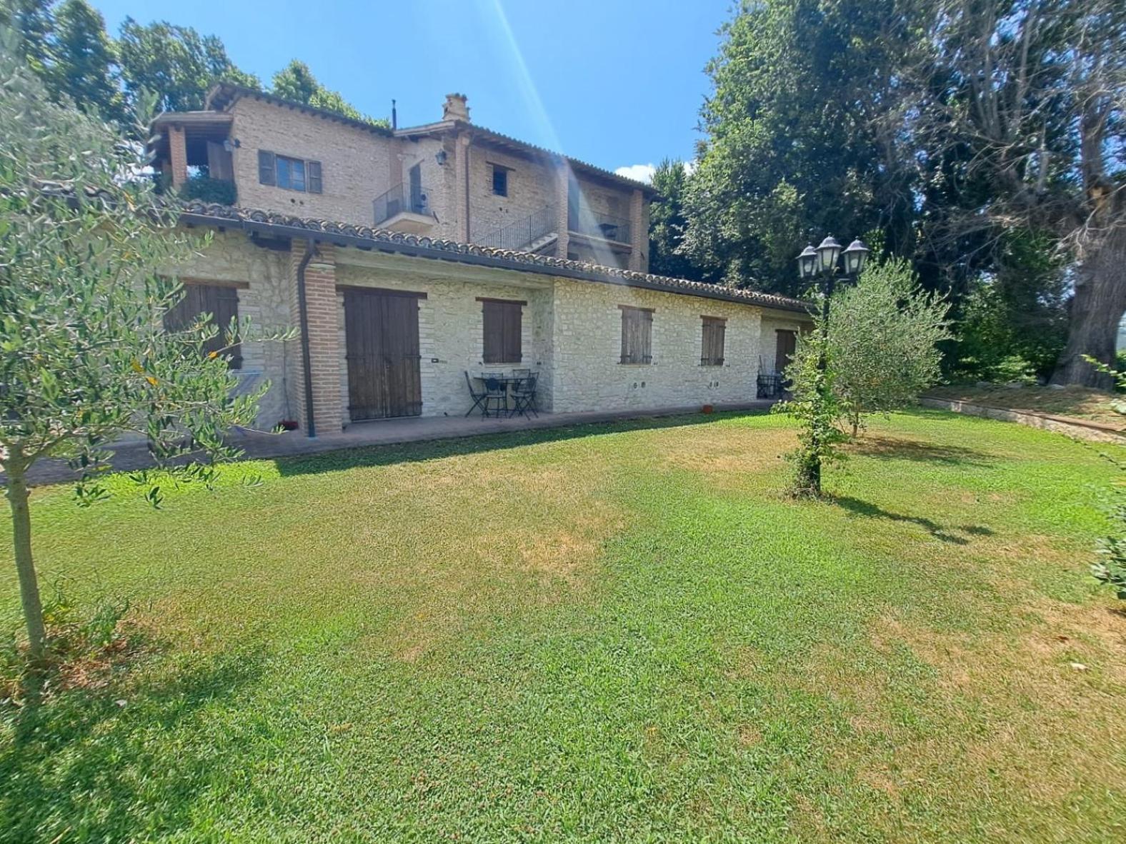 Spoleto By The Pool Guest House Luaran gambar